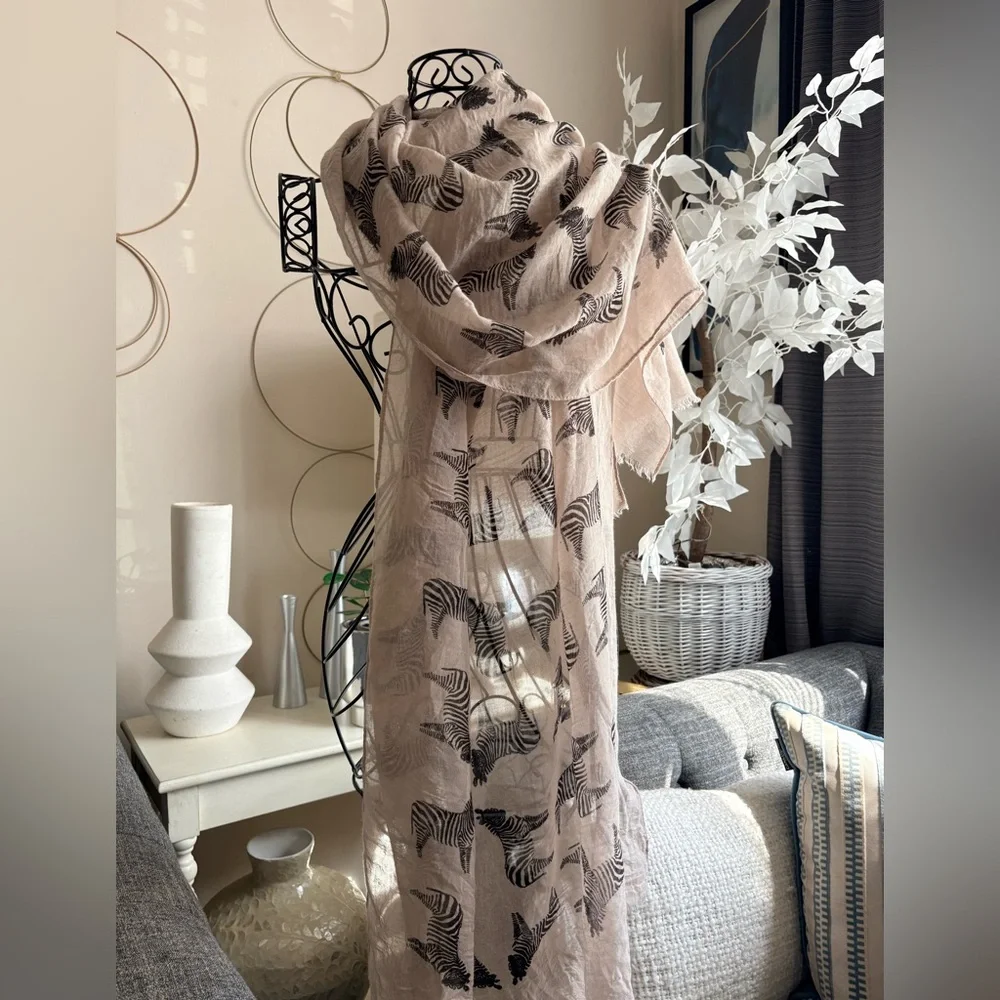 NWT Tickled Pink Black & Tan Zebra Print Wrap Scarf Size 27”x 76” - Picture 3 of 10